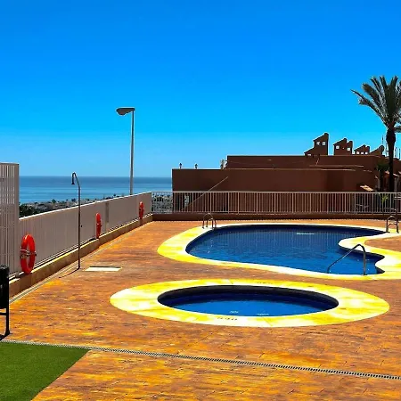 Skysea Loft Con Vistas Al Mar De Apartment *