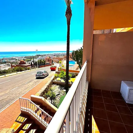 Skysea Loft Con Vistas Al Mar De 아파트 모야카